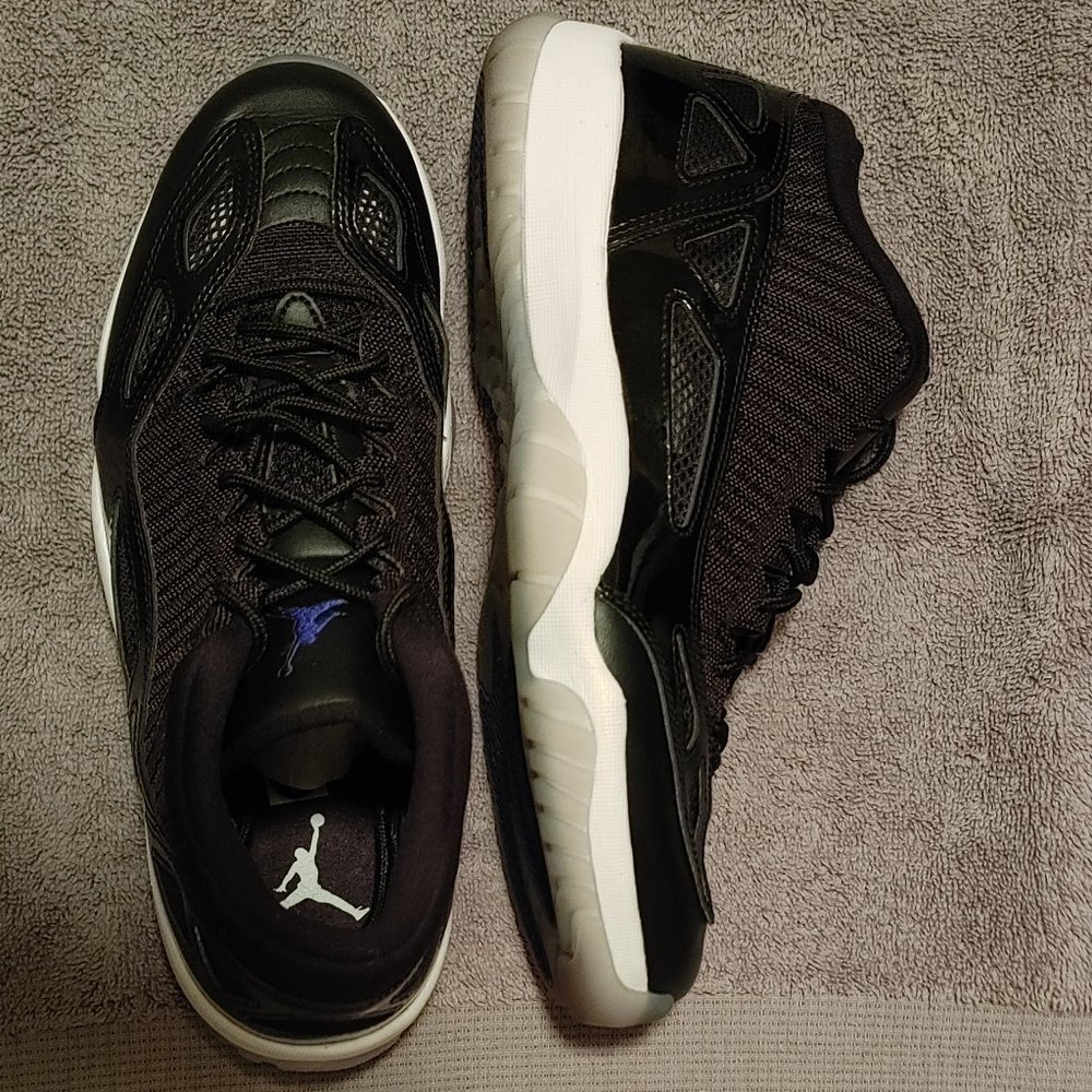 Air Jordan 11 Retro low 'Space Jam'
